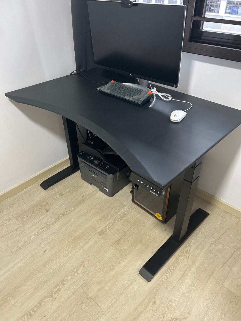 Omni Standing desk Furniture Home Living Furniture Tables