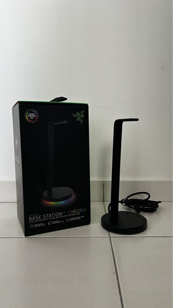 Razer headset stand v1 vs v2 deals