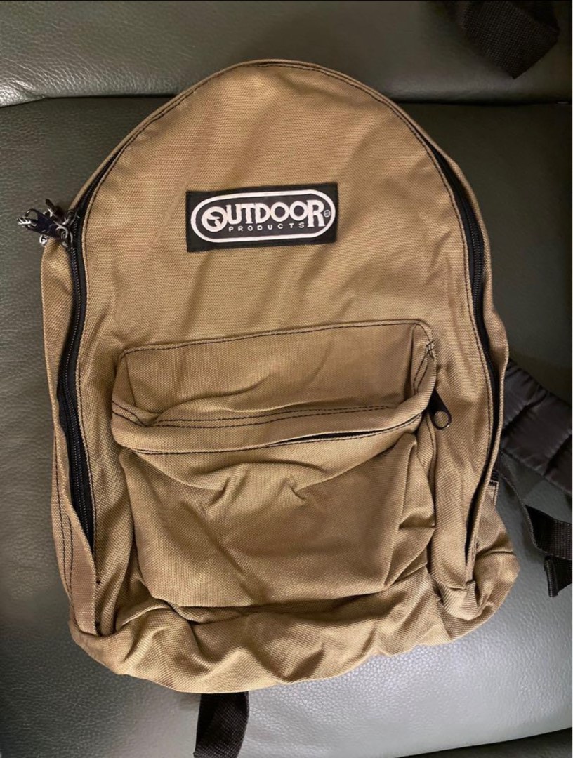 Outdoor backpack 背囊, 女裝, 手袋及銀包, 背囊 - Carousell