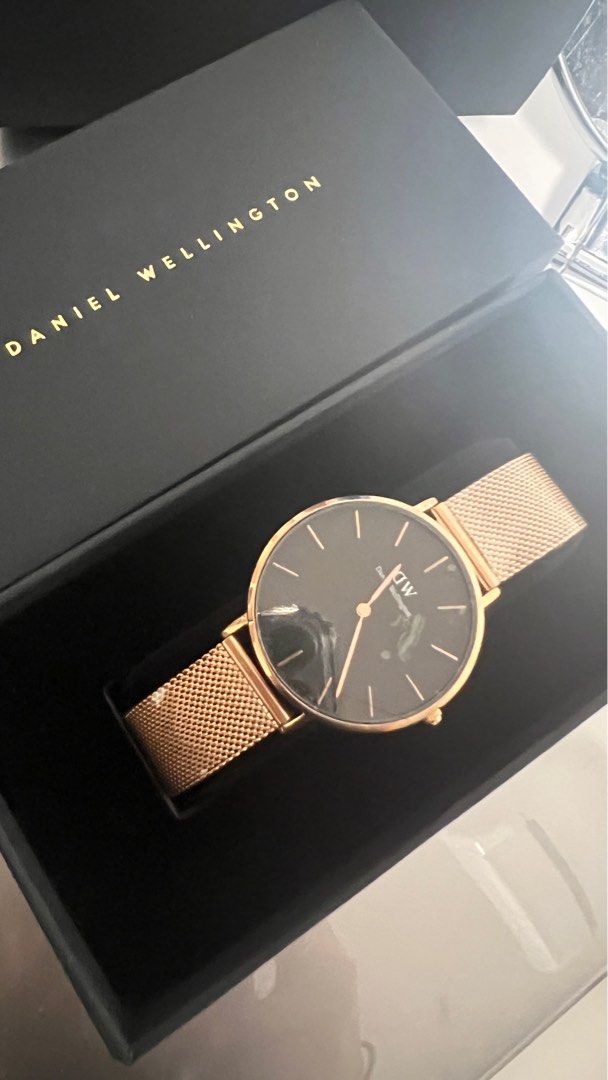 PERFECT GIFT Daniel Wellington Watch Melrose 36mm