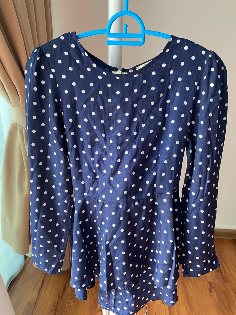 Poppy blouse, Women's Fashion, Tops, Blouses on Carousell