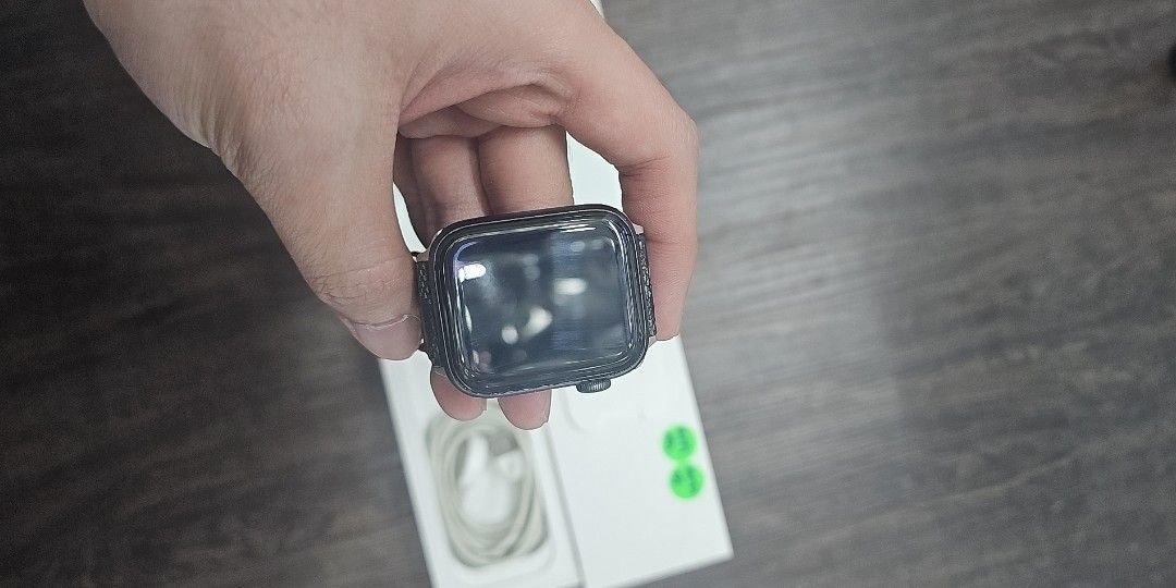Apple watch series 2025 5 pre owned