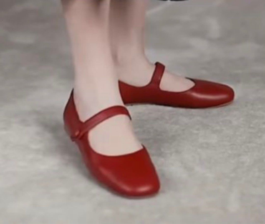 Womens red shoes new arrivals size 1