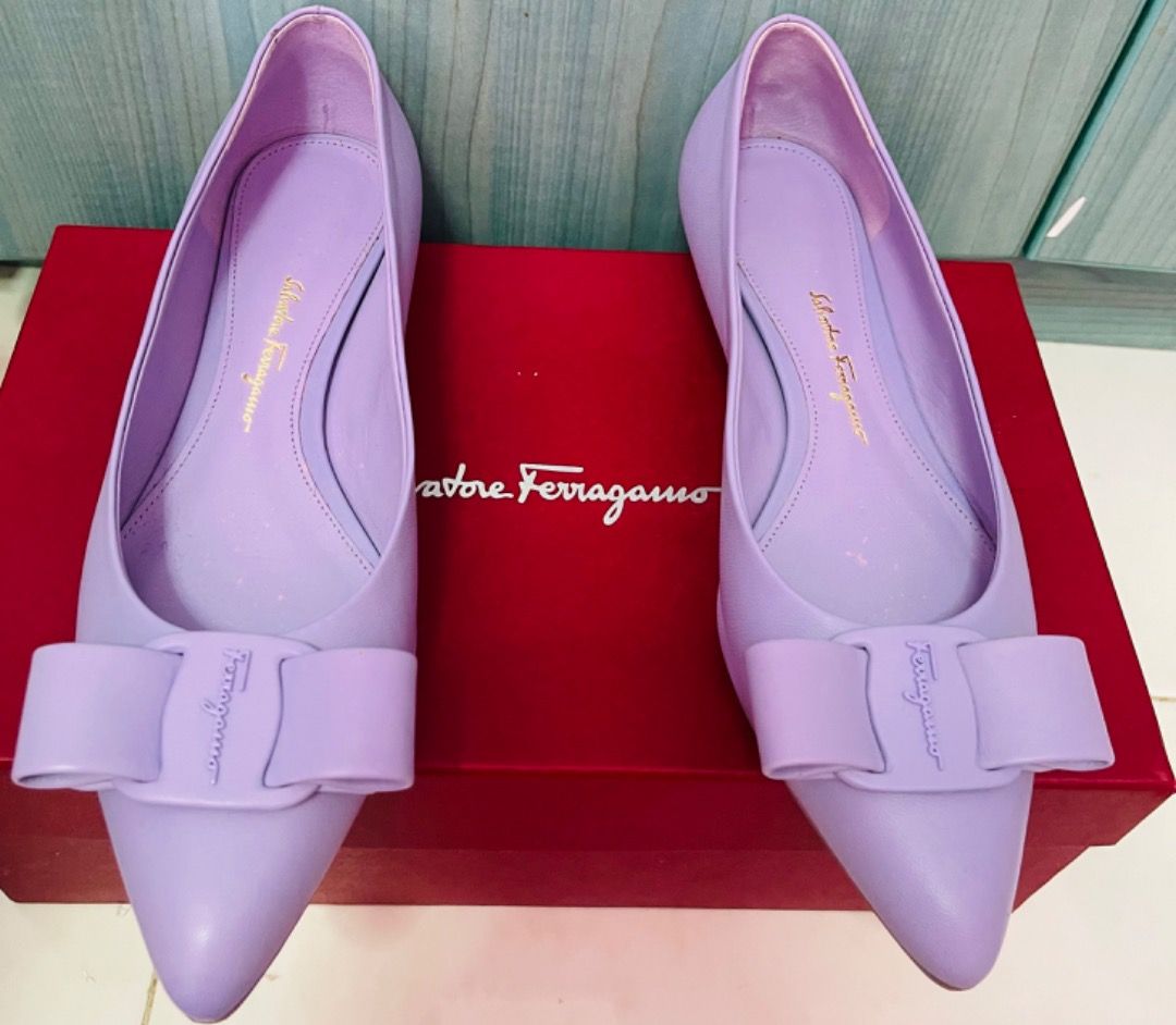 Ferragamo purple shoes top