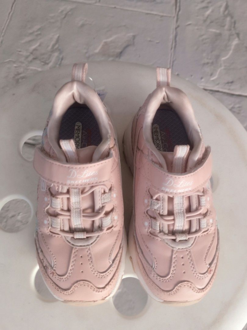 Skechers size 14 cm