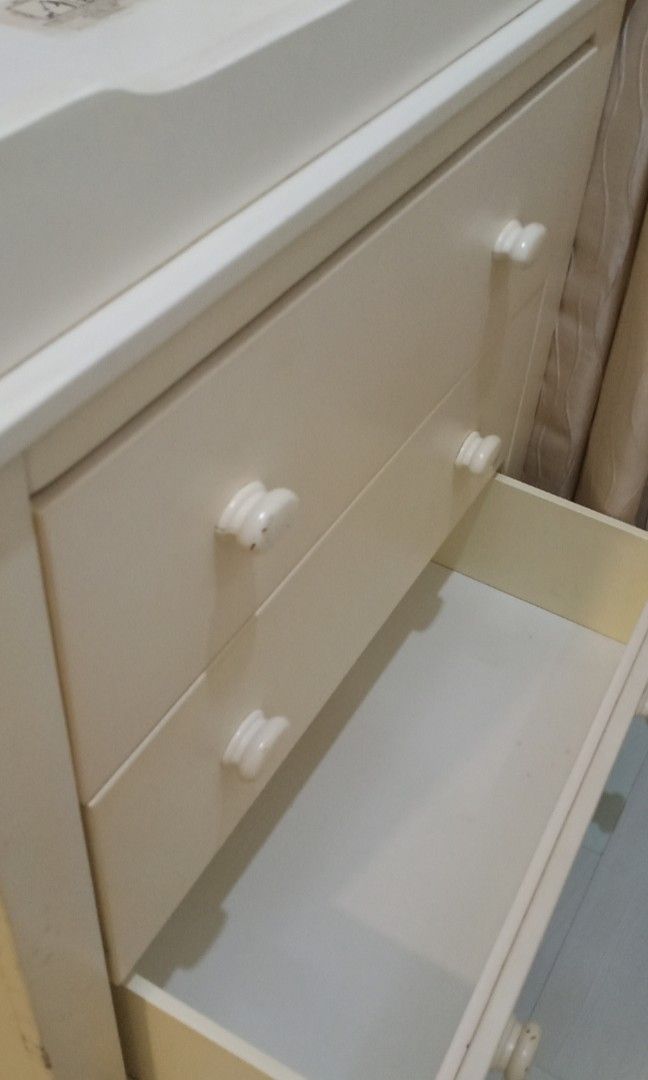 Jardine changing table clearance