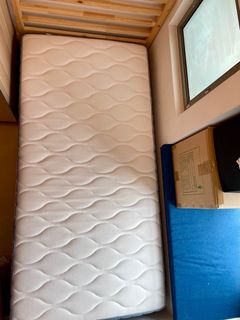 （分類：）位於 。 由 mccdk 提交（商品編號 1272099788，圖片 1）。簡介： 。