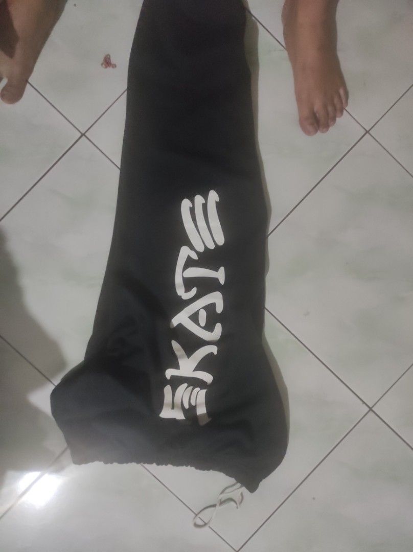 Skate and deals destroy sweatpants