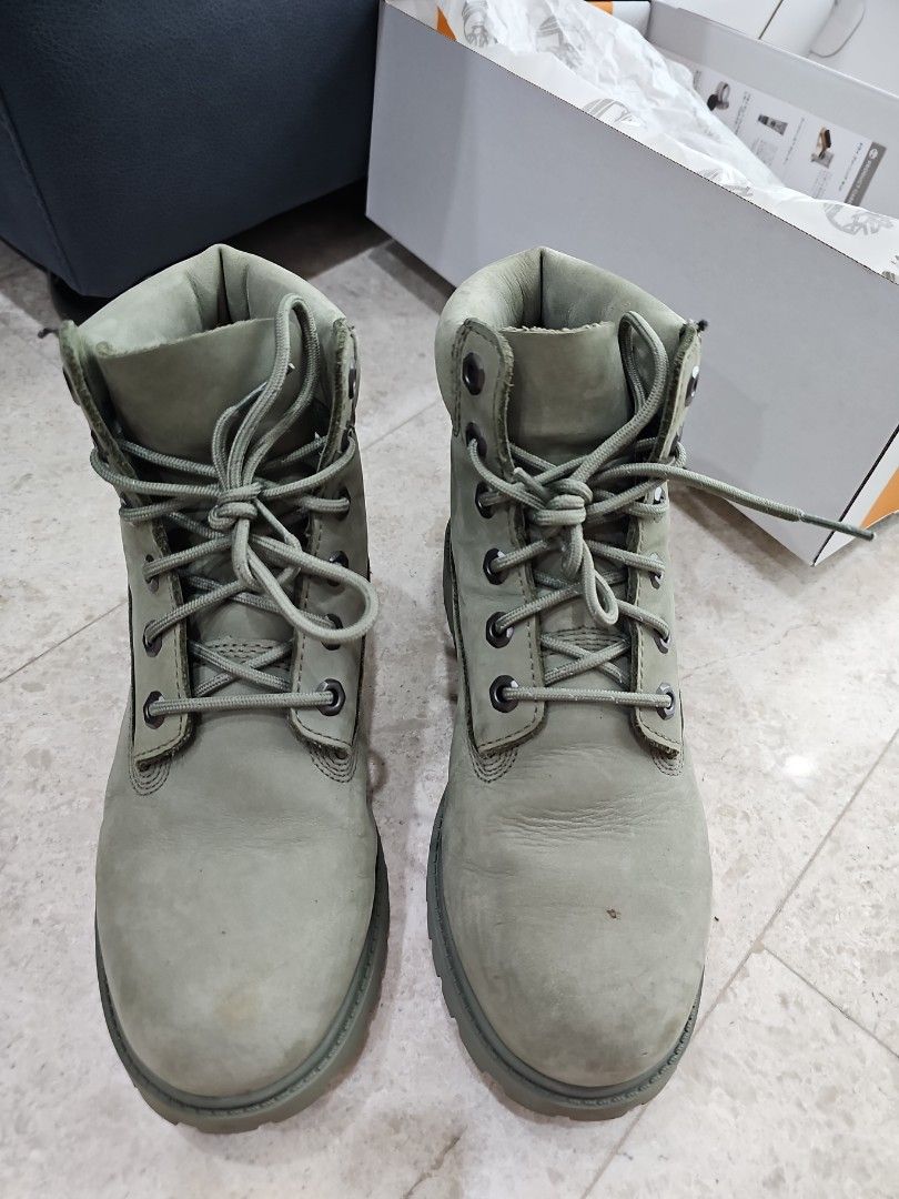 Olive green deals timberlands kids