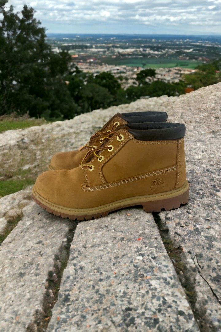 Timberland women's nellie waterproof chukka clearance boots