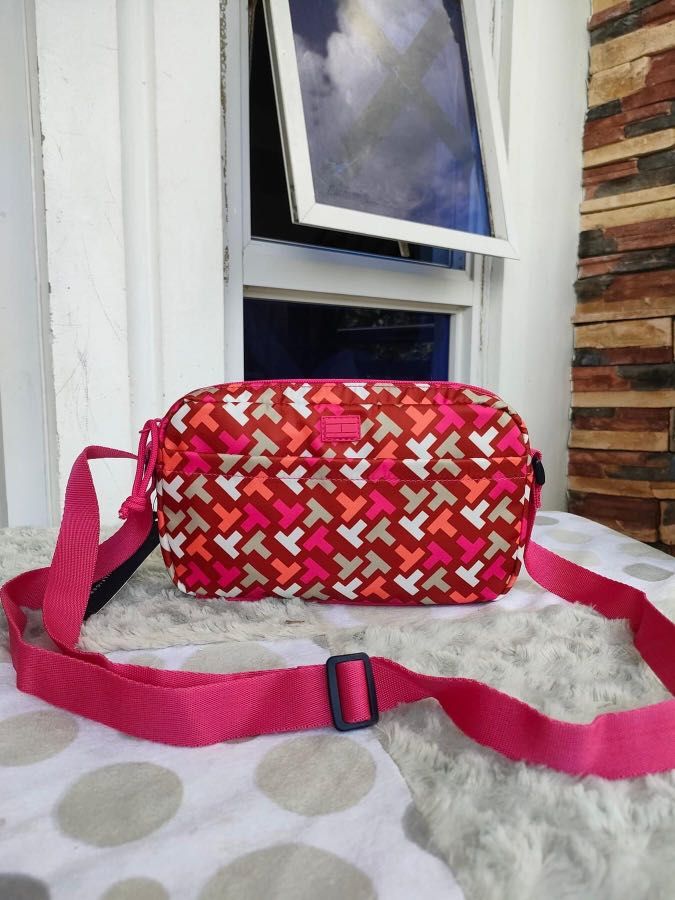 Tommy hilfiger nylon crossbody bag deals