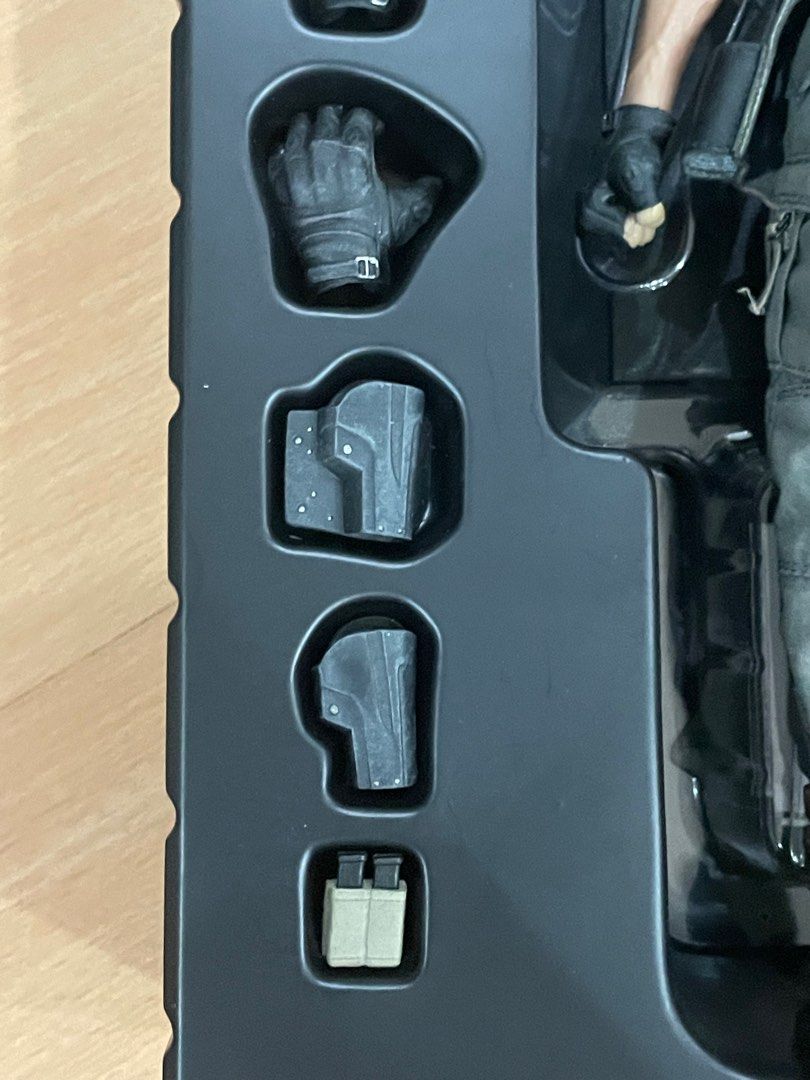 Toys Era Cable Mechanical light up eyes, Hobbies & Toys, Toys & Games