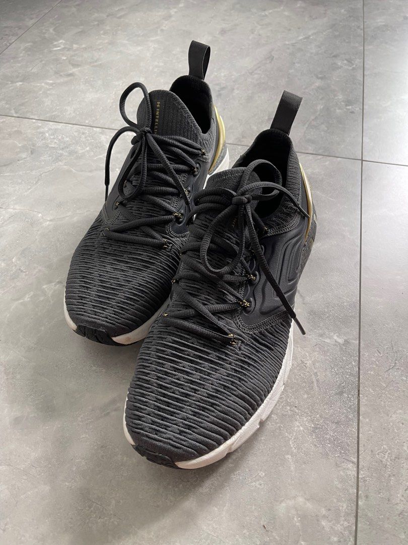 Hovr phantom cheap vs ultra boost