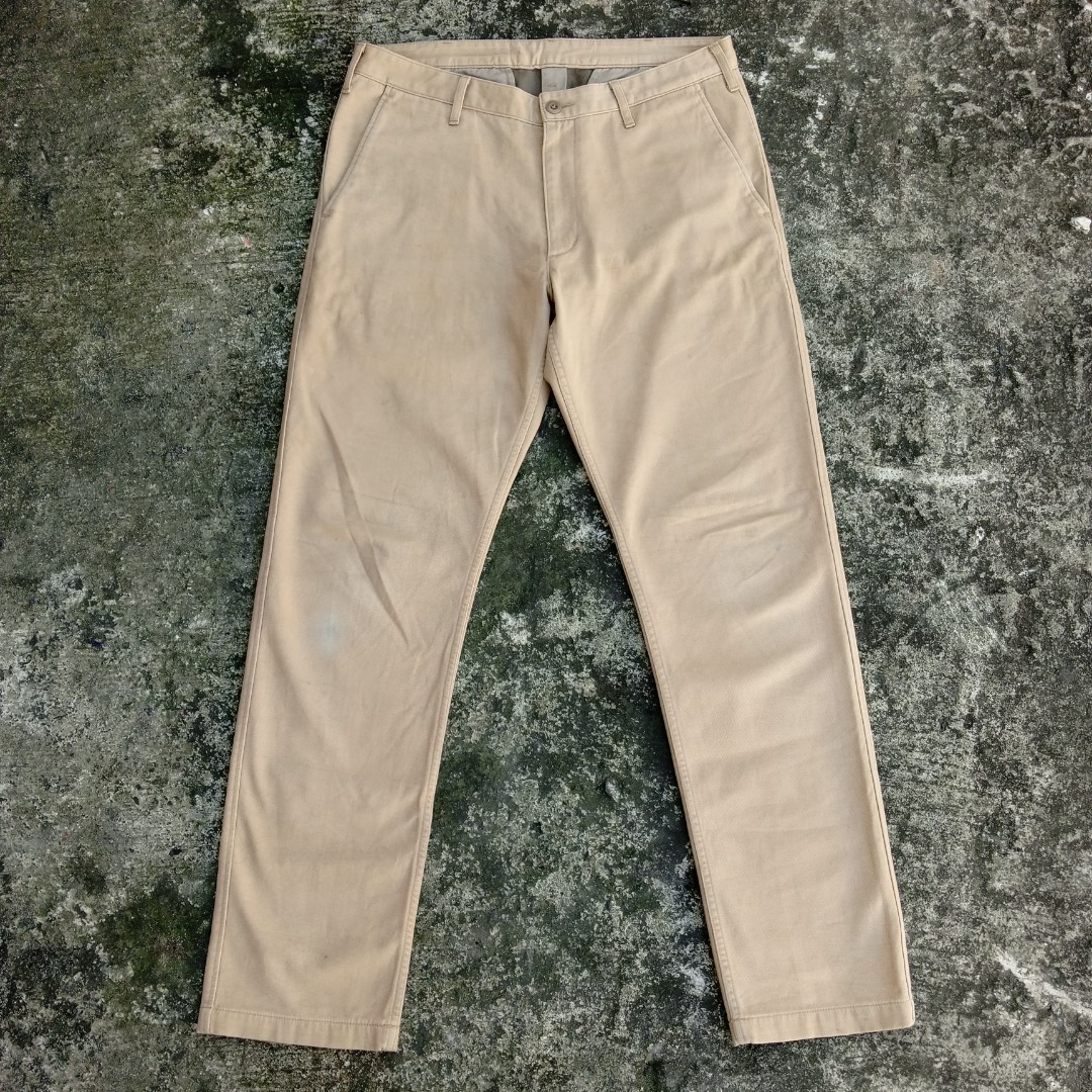 Uniqlo pants, Men's Fashion, Bottoms, Chinos on Carousell