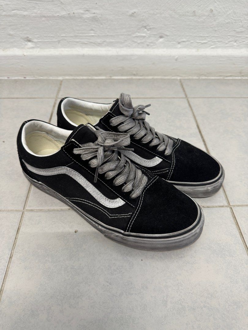 vans on sale black