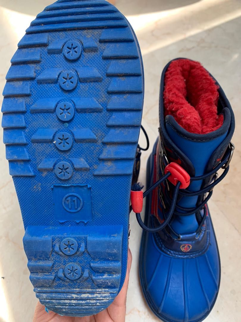 Warm childrens boots hotsell