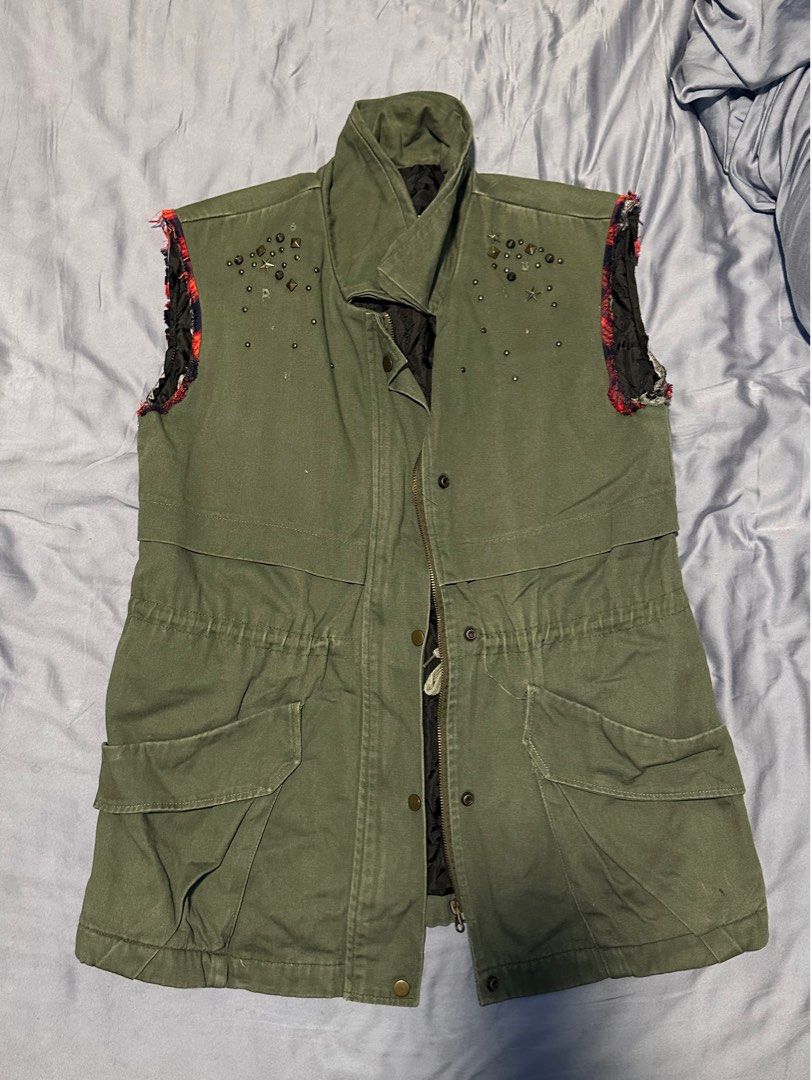 Vest army green discount