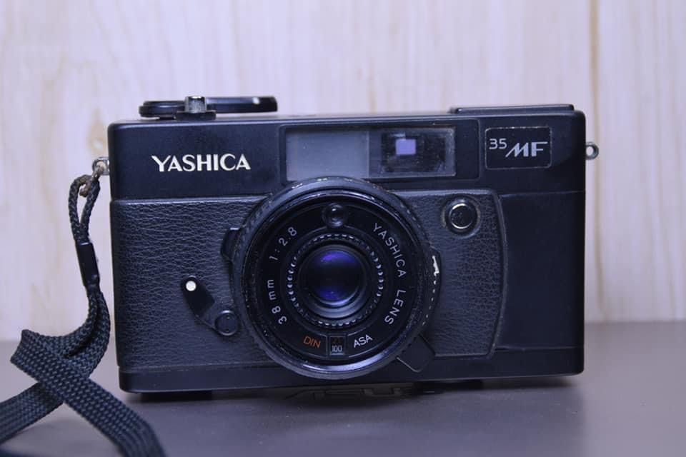 Appareil Photo Yashica 35 MF Argentique – Objectif 35mm F/2.8 – Bon état De Fonctionnement Avec Sangle Fournie