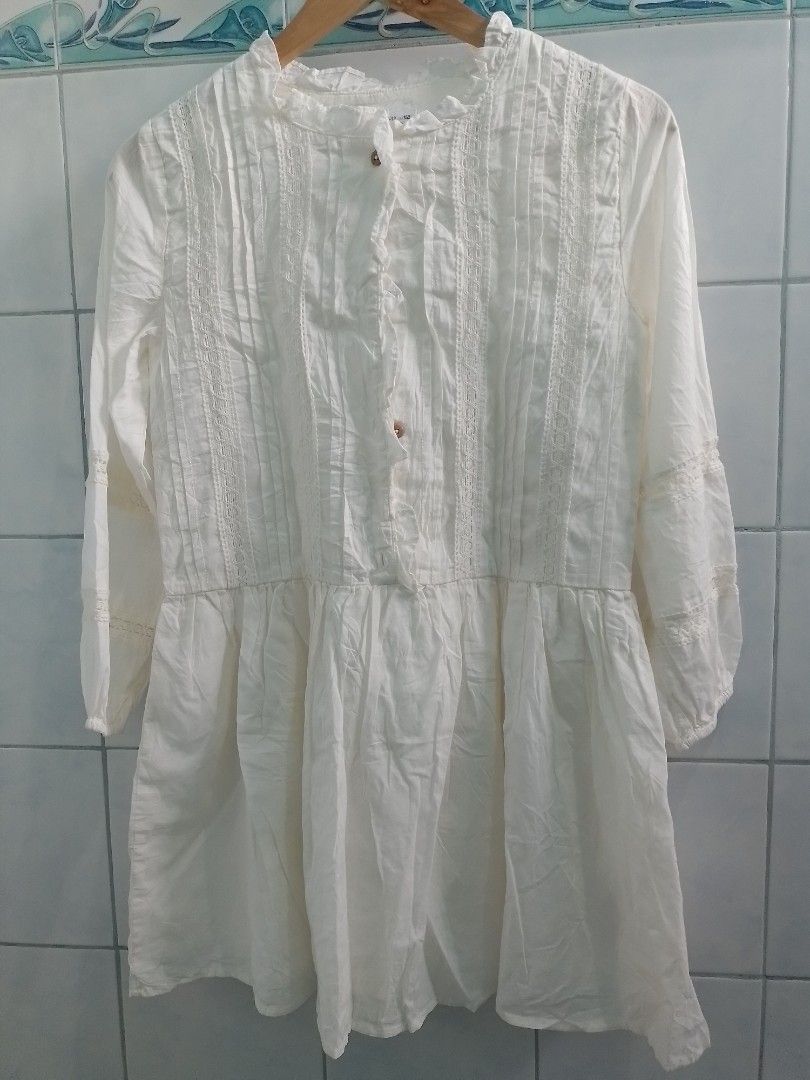 Zara doll dress (Category: Dresses) located in Bislig. Submitted by cessg (Listing ID 1272092351, Image 1). Description: Feel breezy with this dress when you go to mall. 🤩.