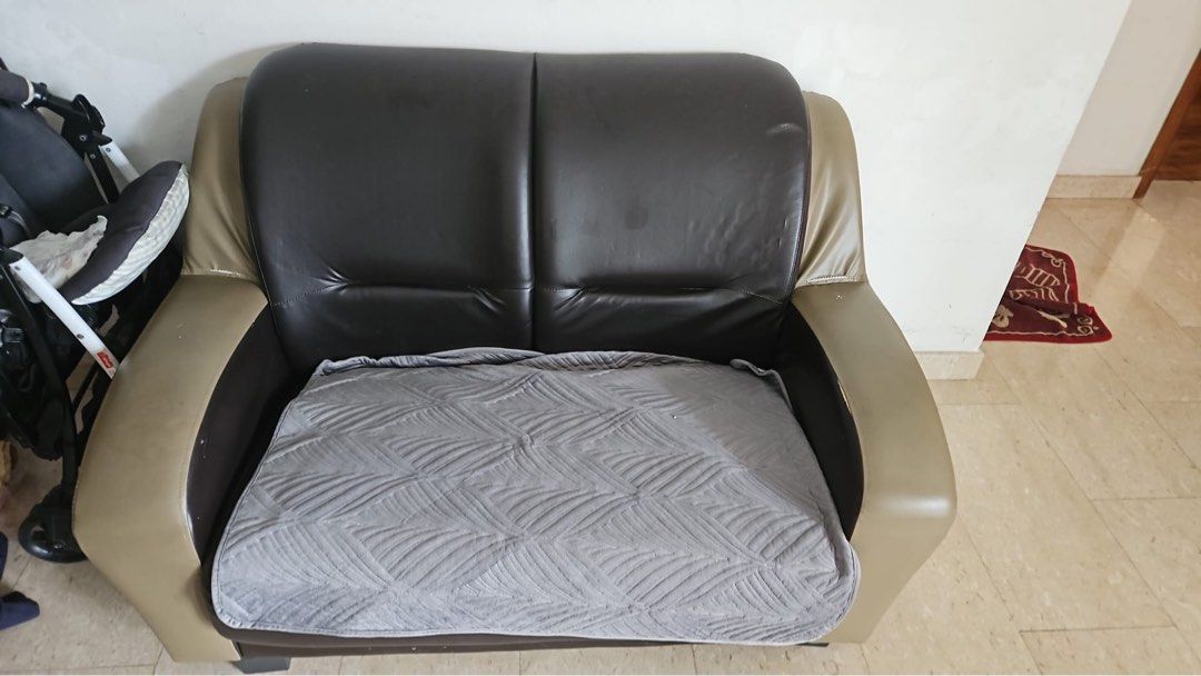 3&2 seater sofas to take away, Furniture & Home Living, Furniture