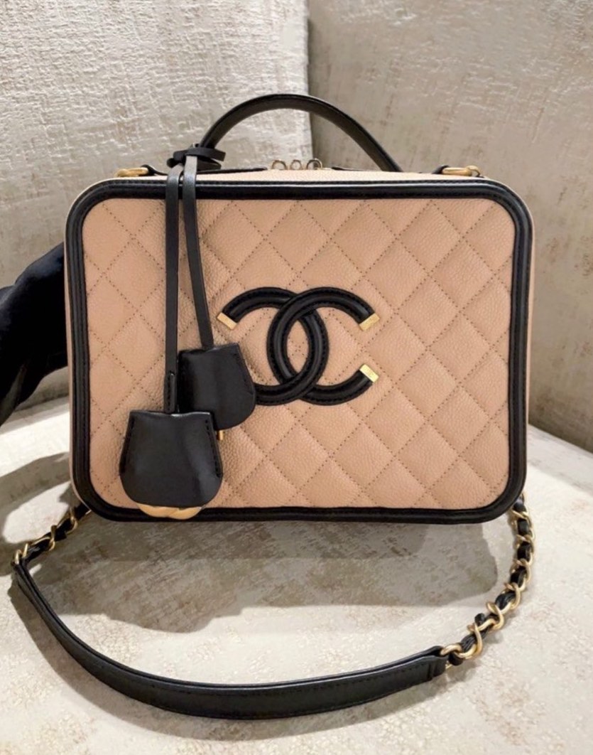 Chanel vanity clearance case large