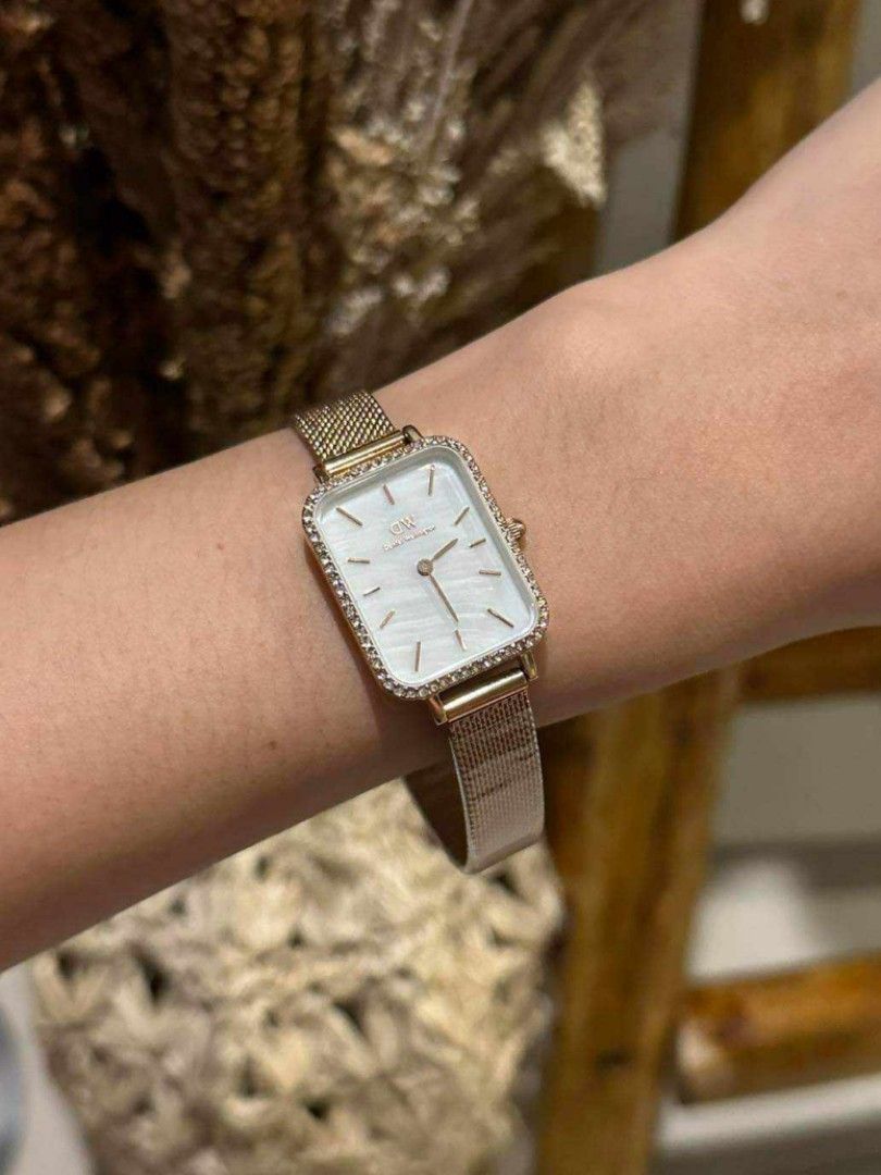 Authentic deals dw watch