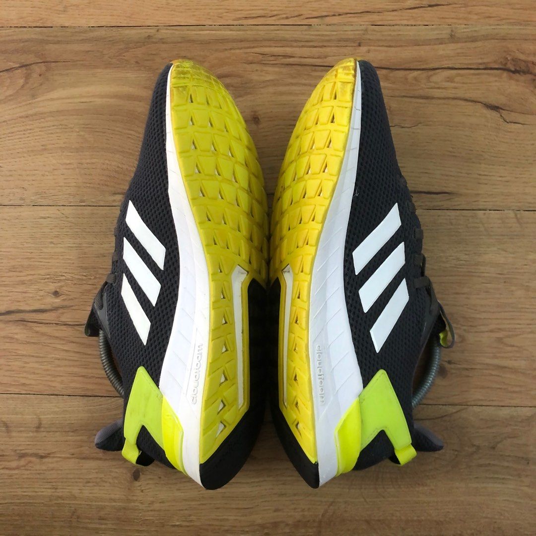 Adidas Questar 8.5uk Men s Fashion Footwear Sneakers on Carousell
