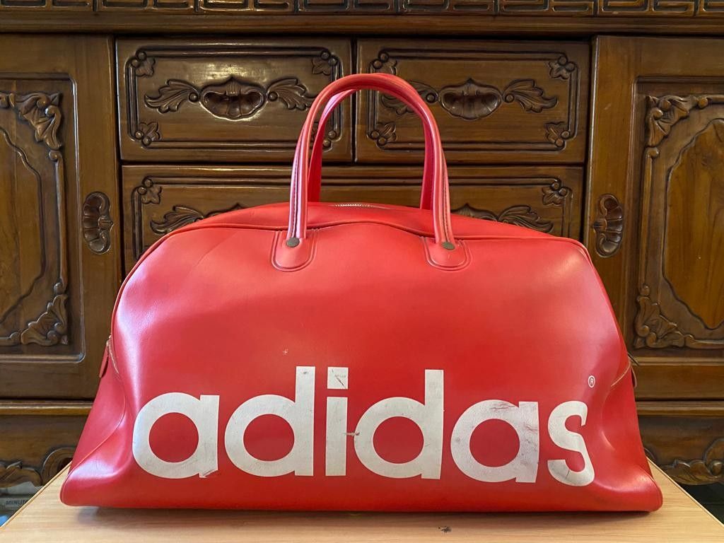 Retro hot sale adidas holdall