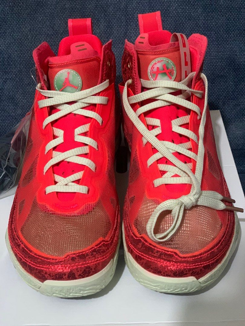 See store through jordans