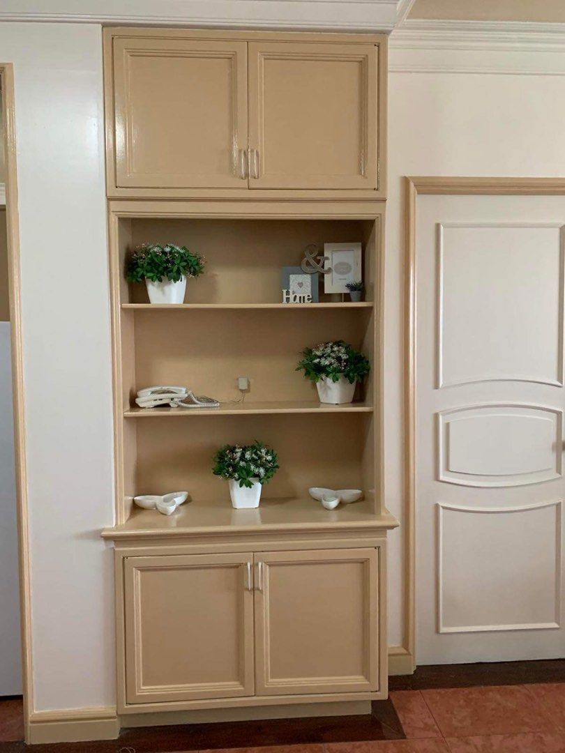 Alpha Salcedo Condominium (Category: Apartments & Condos) located in Manila. Submitted by lauro.catibayan (Listing ID 1272275461, Image 2). Description: Alpha Salcedo Condominium 124 H.V. Dela Costa, Makati City Deluxe with 1 bedroom, 2 bathrooms and an extra room for maids or laundry. Our asking price is PHP38K. Unit with parking..