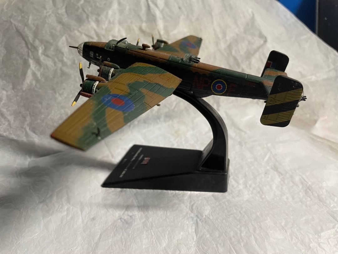 Amercon Giant Warplanes Handley Page Halifax B.Mk III (1944) Metal