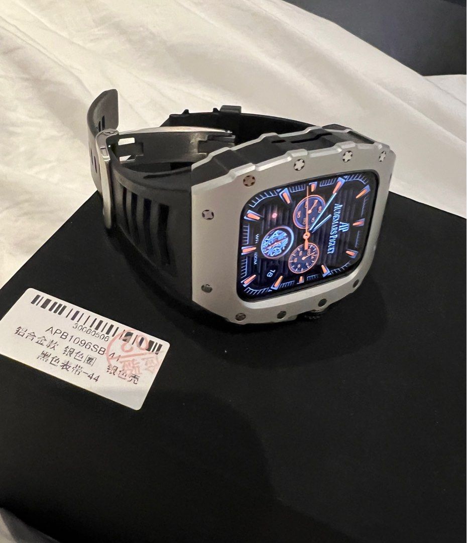 Apple Watch 44M Titanium Case Mobile Phones Gadgets Wearables