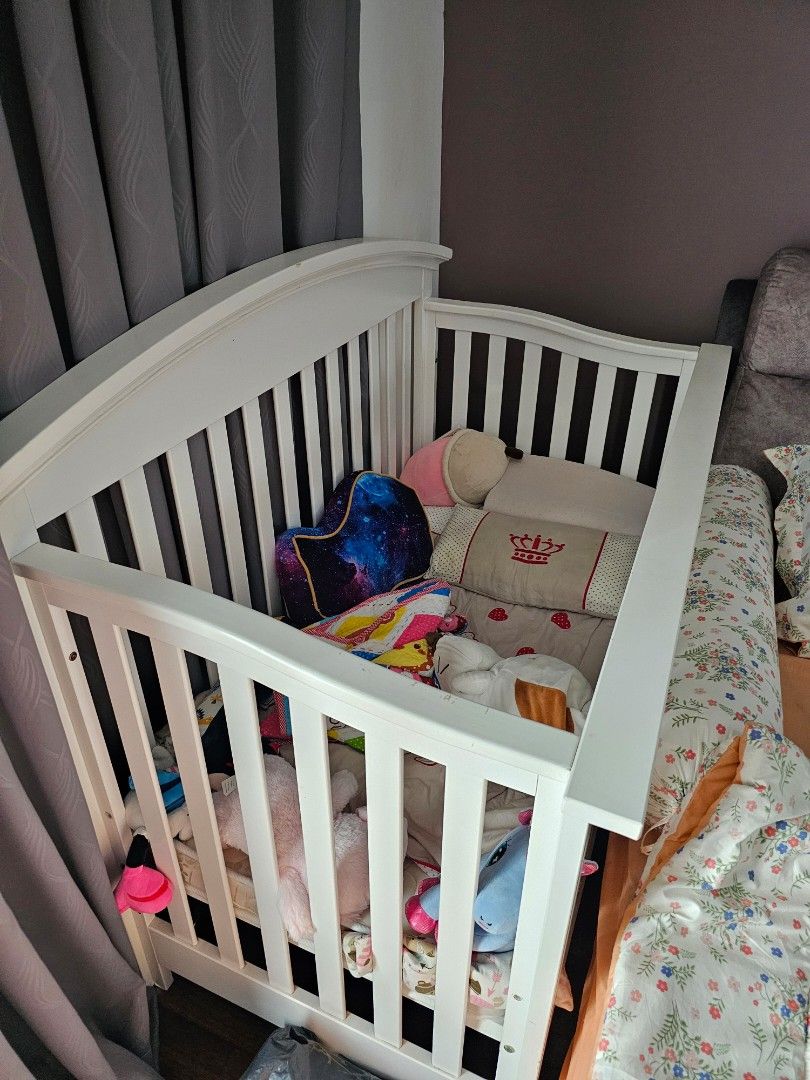 Babycot white Katil Budak, Babies & Kids, Baby Nursery & Kids Furniture ...