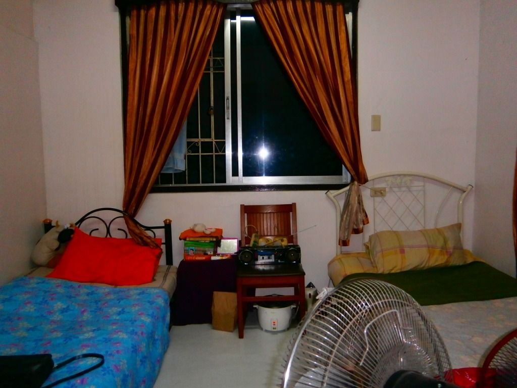 BIG WELL VENTILATED ROOM FOR RENT IN CUBAO, Property, Rentals, Room
