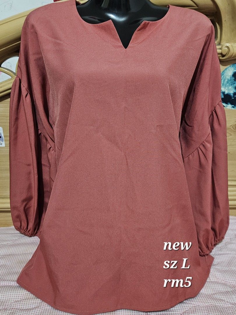 Blaus, Women's Fashion, Tops, Blouses on Carousell