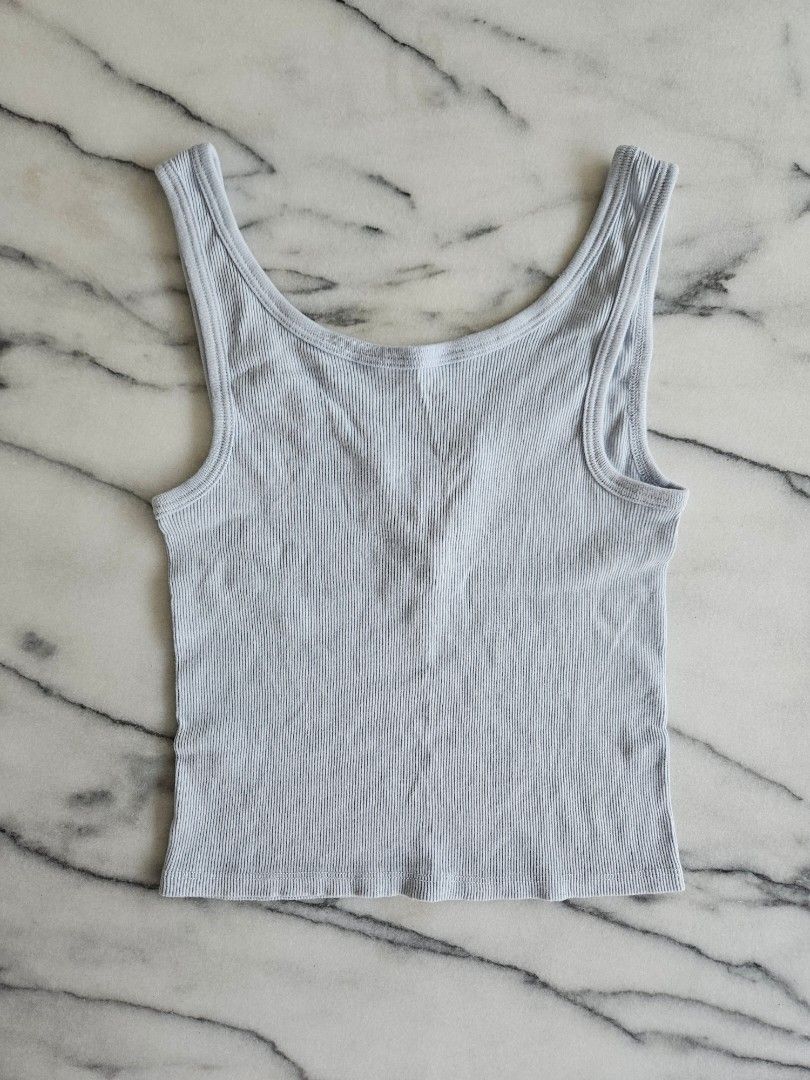 Dalis Button Tank from Brandy Melville on 21 Buttons