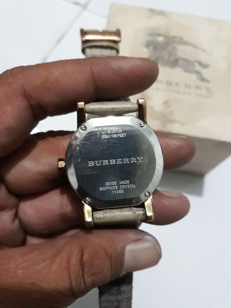 Burberry swiss made sapphire crystal on sale 11455