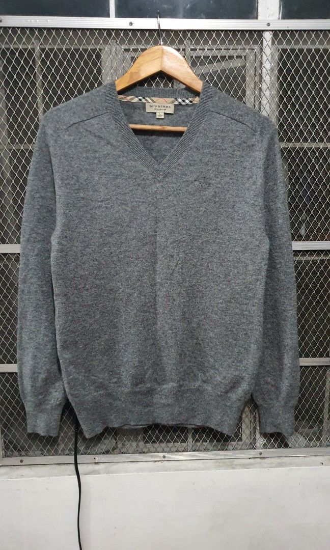 Burberry wool sweater Men s Fashion Coats Jackets and Outerwear