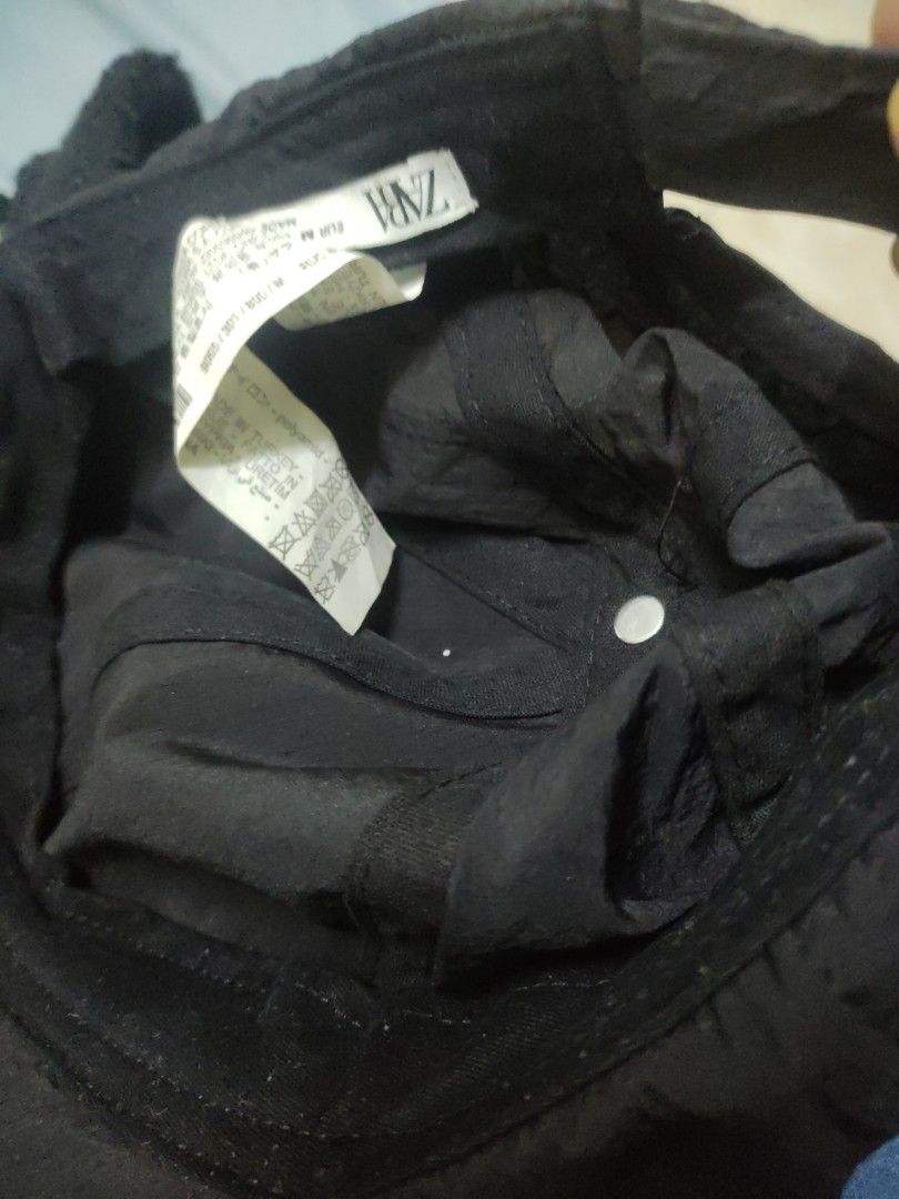 Adidas yeezy outlet qatar zara
