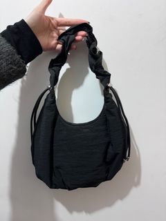 （分類：）位於 。 由 sec0ndhand.stuff 提交（商品編號 1272409348，圖片 1）。簡介： 。