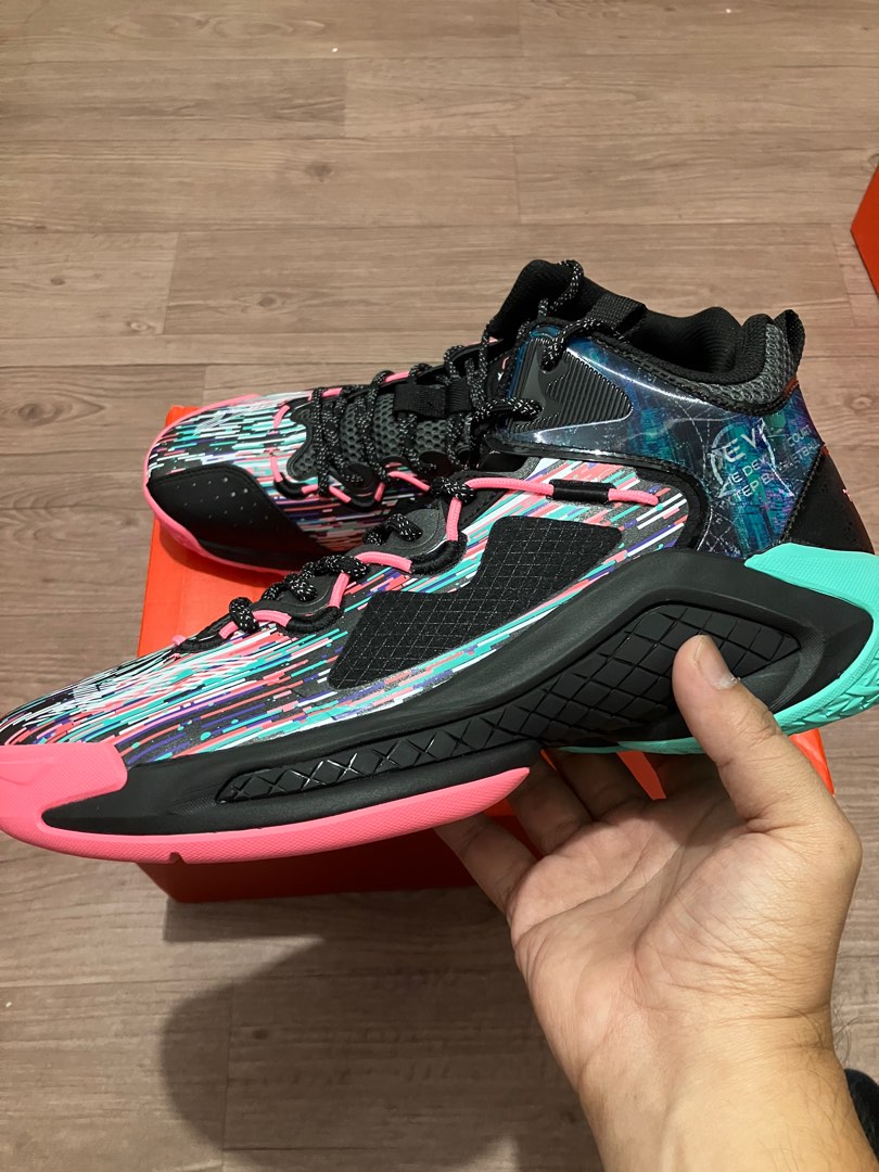 cheap xtep basketball shoes legit, Men's Fashion, Footwear, Sneakers on