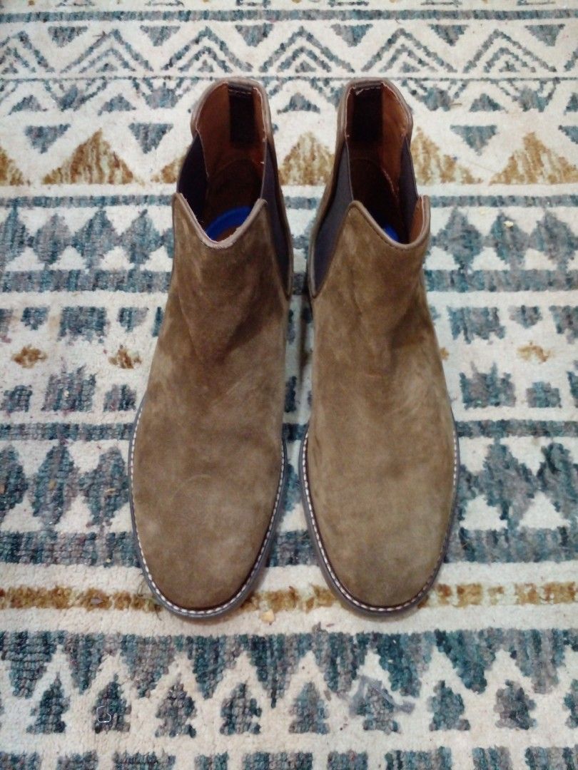 clarks chelsea boots