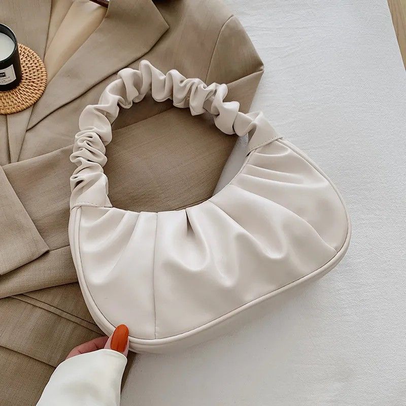 Cloud Bag (Category: Luxury Bags & Wallets) located in Quezon City. Submitted by siobesclo. (Listing ID 1272427617, Image 2). Description: .