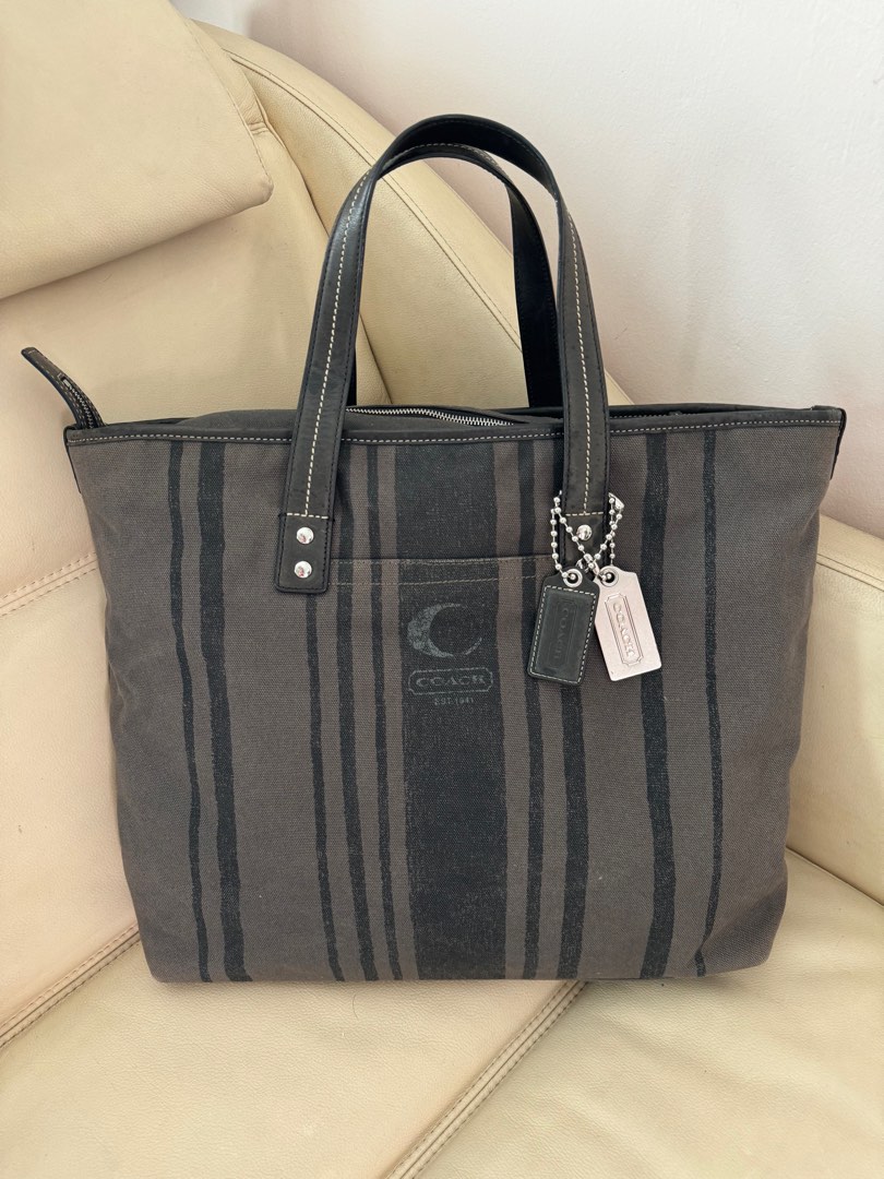 Coach travel tote discount bags