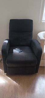 (Category: ) located in . Submitted by biggreencloset (Listing ID 1272298545, Image 1). Description: .
