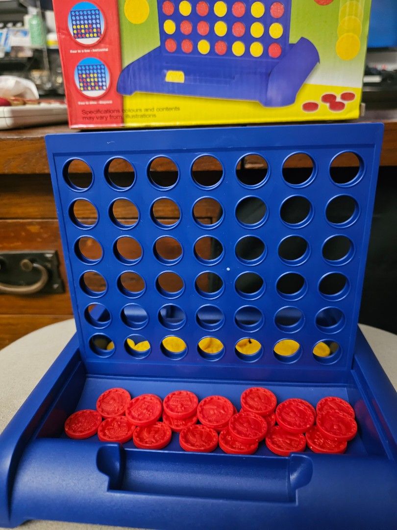 Connect 4 Boardgame, Hobbies & Toys, Toys & Games on Carousell