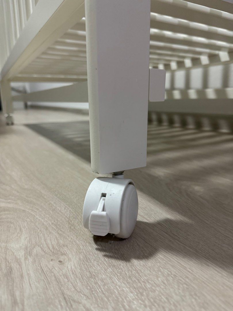 Convertible Baby Cot with drop down rail, Babies & Kids, Baby Nursery