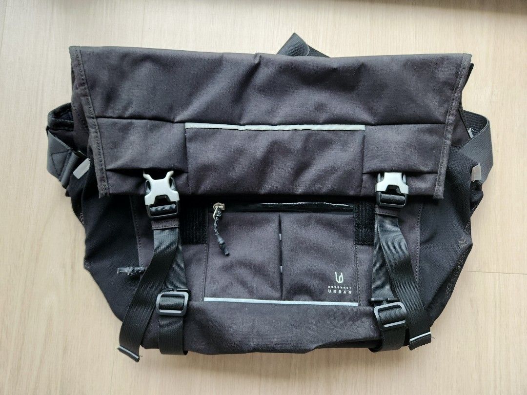 Messenger bag montreal clearance