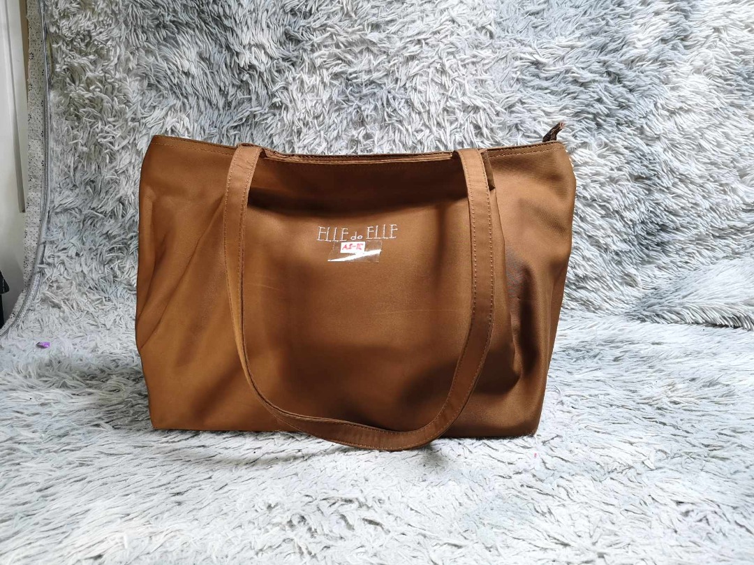 Elle de Elle Dark Brown Leather Bag Women s Fashion Bags Wallets Shoulder Bags on Carousell