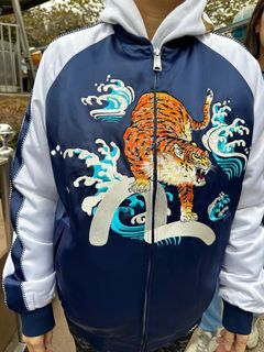 (Category: ) located in . Submitted by snkmart (Listing ID 1272301971, Image 1). Description: .